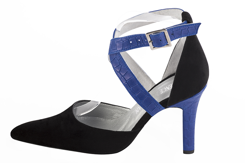 Matt black and electric blue women's open side shoes, with crossed straps. Tapered toe. Very high kitten heels. Profile view - Florence KOOIJMAN
